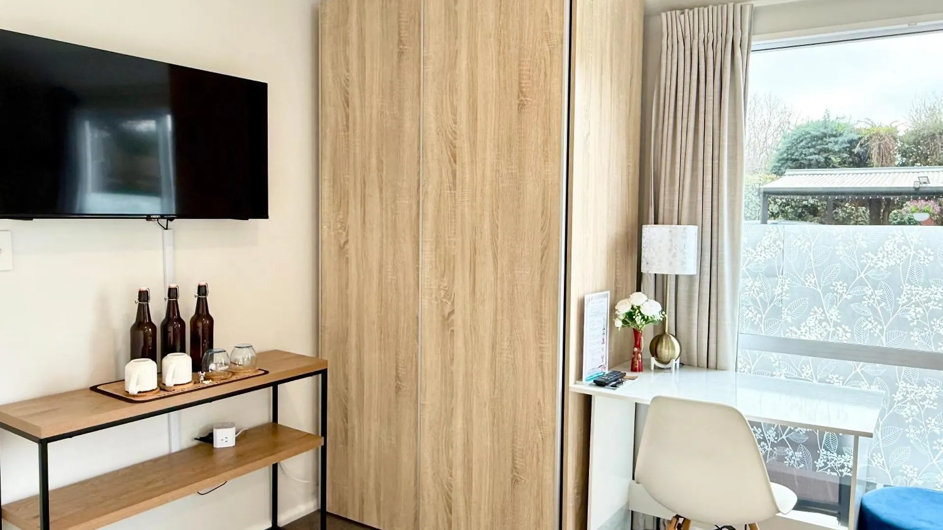 Cozy And Sunny Room Near City To Seapath Christchurch 0*,